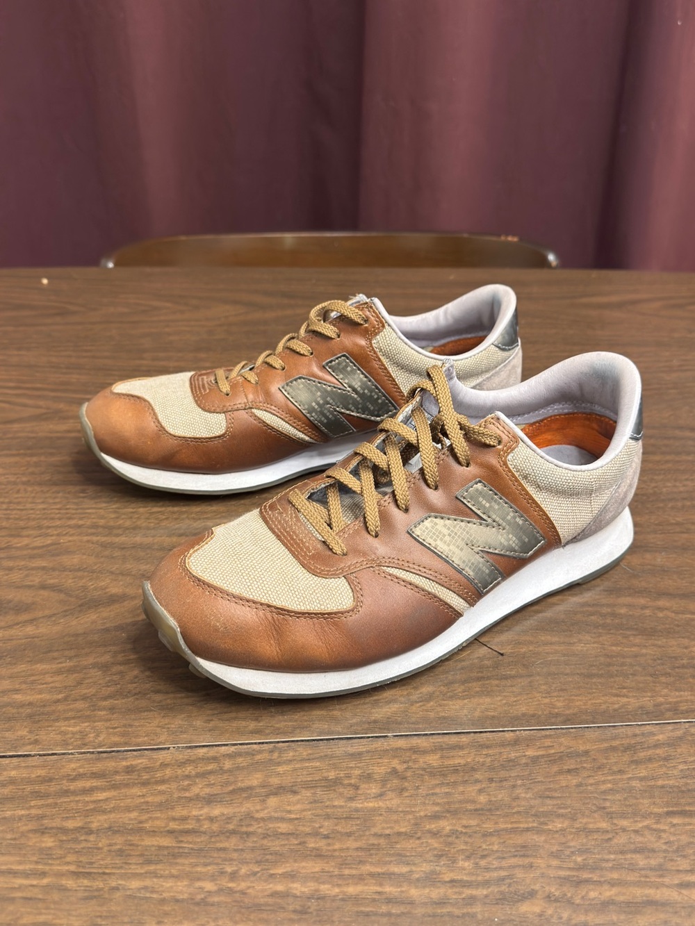 New Balance 420 Brown Leather Canvas Sneakers Men’s 9 - Picture 2 of 5